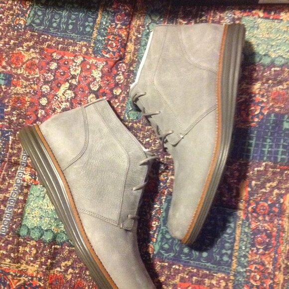 Cole Haan Men\'s Grand Gray Nubuck Leather Chukka Boots - 11.5M - New in Box main image 4